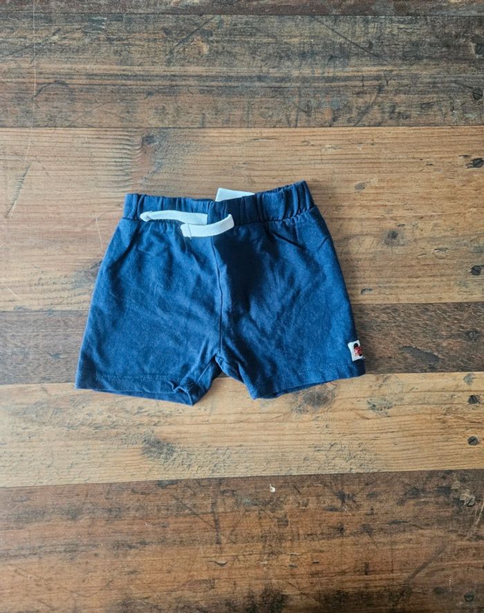Short Mickey bébé garçon 18mois
