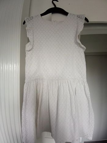Robe monoprix 14 ans dentelle blanche