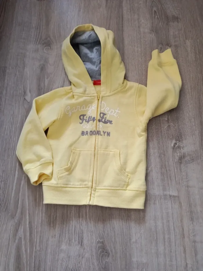 Gilet capuche 3 ans