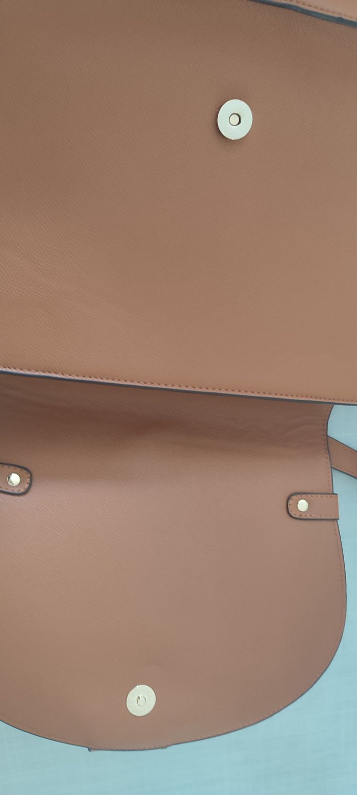 sac cuir benetton neuf - photo numéro 5