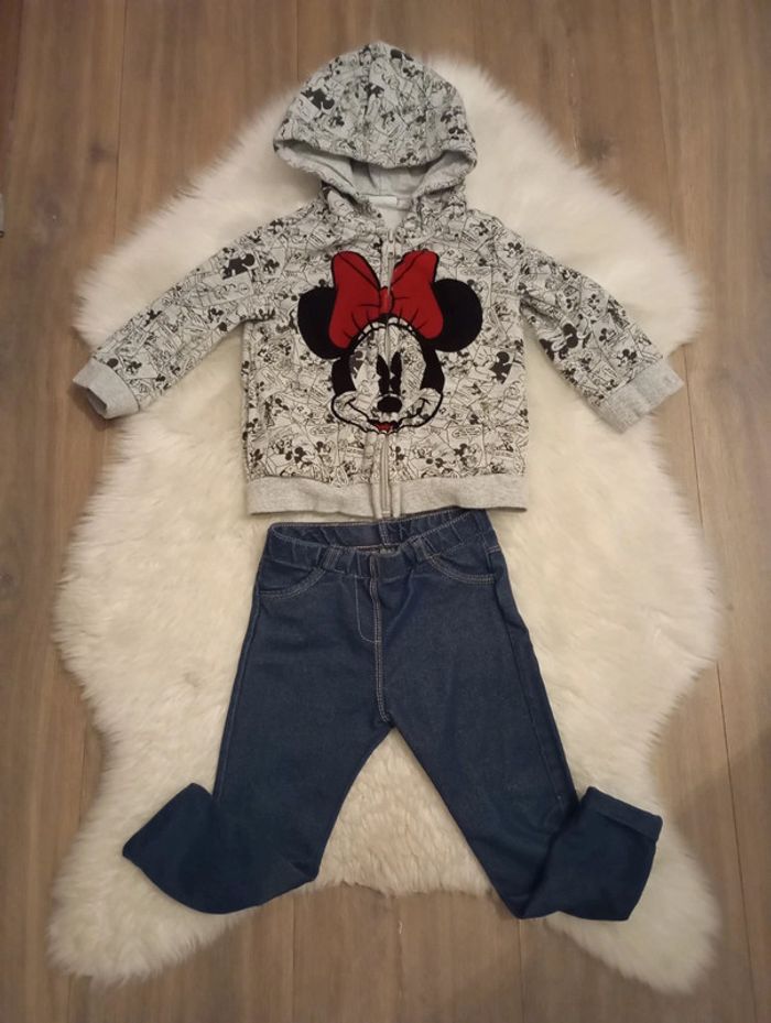 Lot bébé fille sweat Disneyland Minnie + jean Kiabi 36 mois