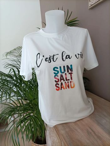 T-shirt blanc imprimé C'est la vie