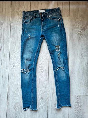 Jean Bershka Homme 36 – slim destroy bleu brut – style déchiré tendance – coupe ajustée