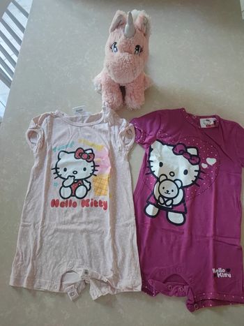 🌸lot de 2 combishort Hello Kitty 18 mois