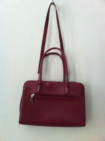 Faby27800 Sac à mains Bordeaux "c et L "