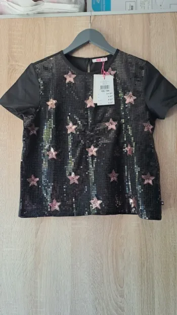 Blouse a sequins taille 158 164cm