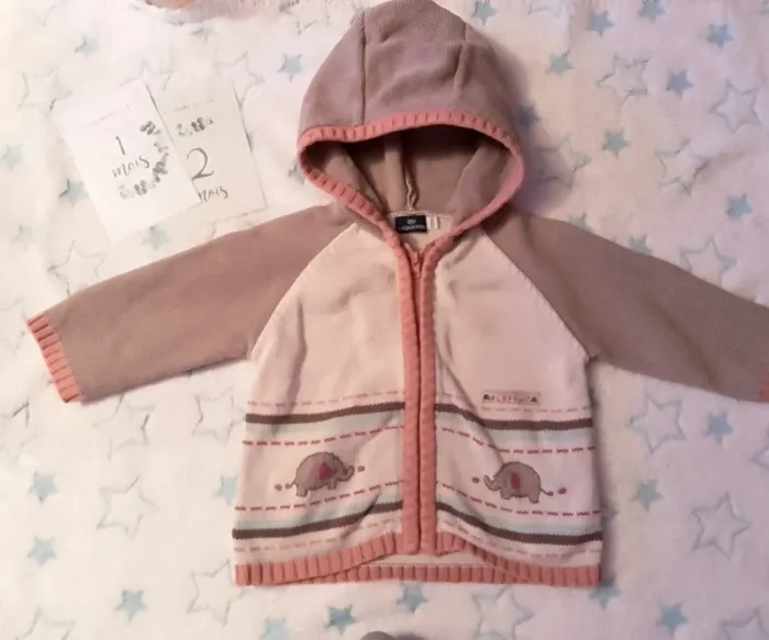 Gilet motif éléphant