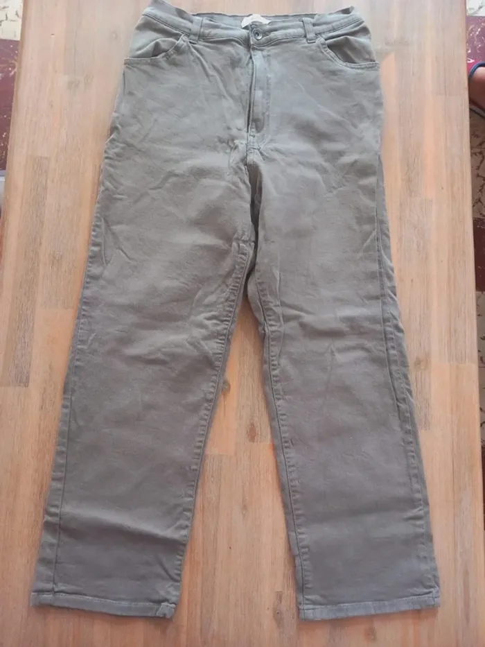 Pantalon coupe droite Burton – Taille 40 – Très bon état