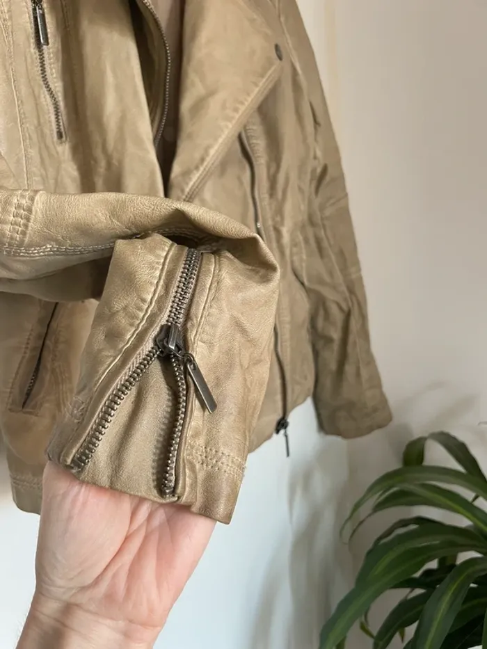 Veste similicuir - Taille S - photo numéro 7