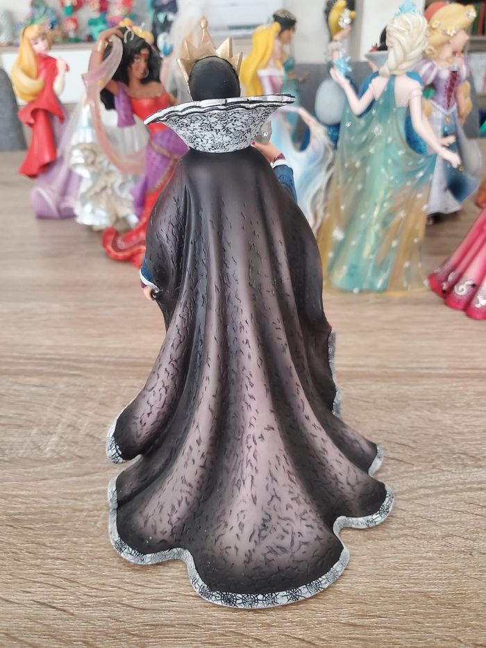 Figurine Mechante reine - photo numéro 2