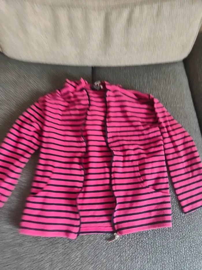 Sweat gilet zippé à capuche rayures rose Les trois dauphins - photo numéro 3