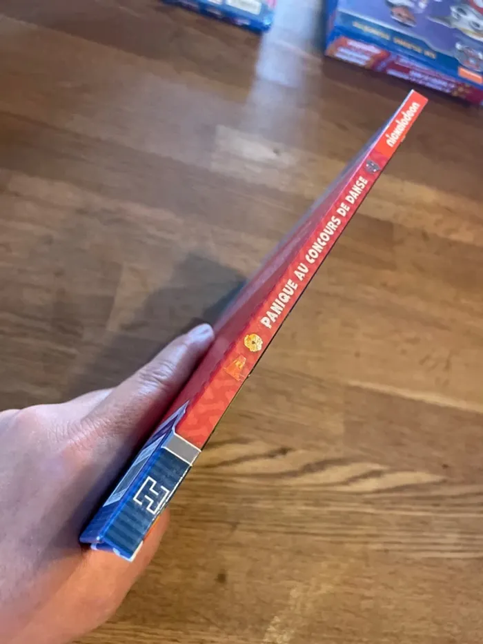 Livre Panique au concours de danse de la Pat Patrouille Paw Patrol - photo numéro 2