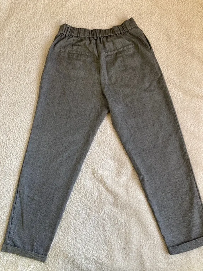 Pantalon gris - photo numéro 2