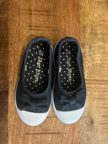 Baskets/Ballerines neuves T25