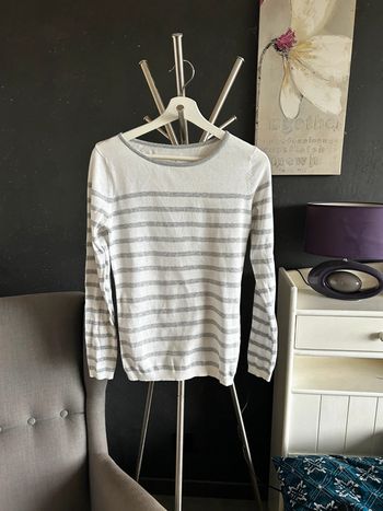 Pull léger taille S