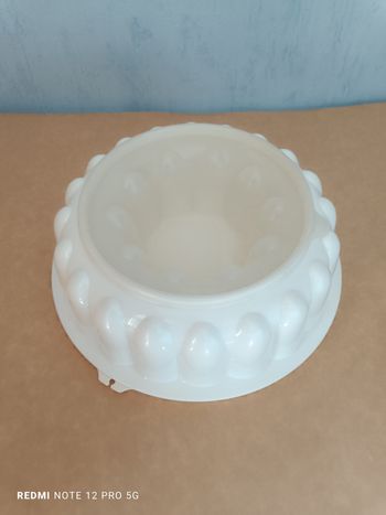 Moule couronne Tupperware n°1 ( grand modéle)