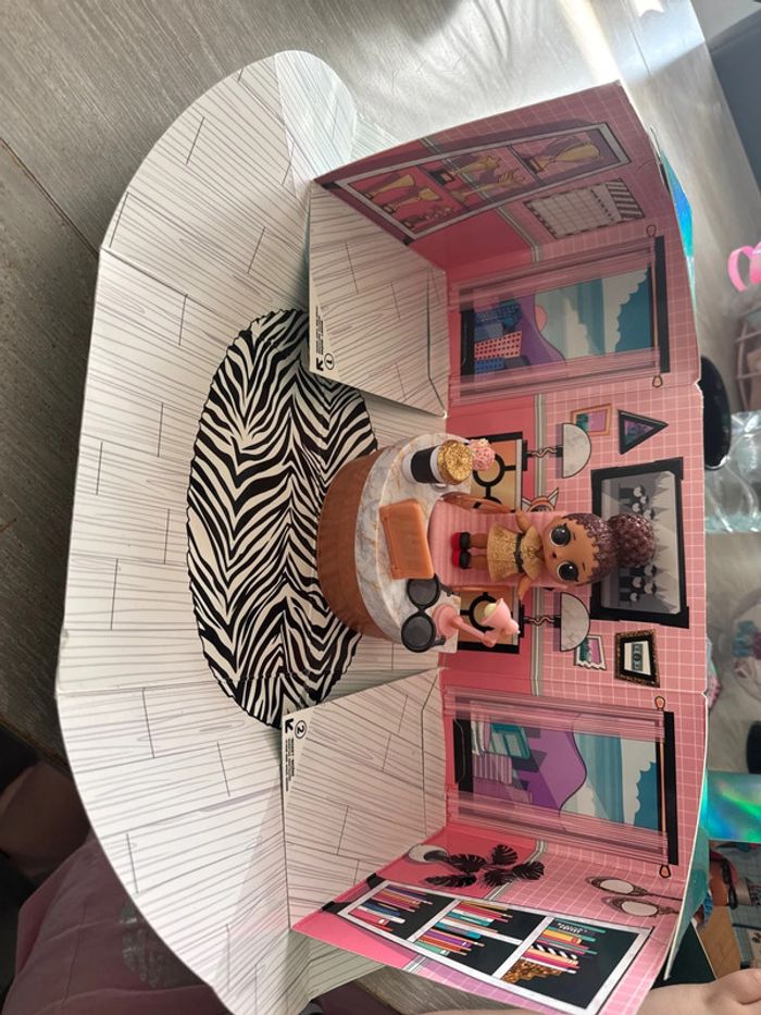 Poupée lol secrétariat - photo numéro 2