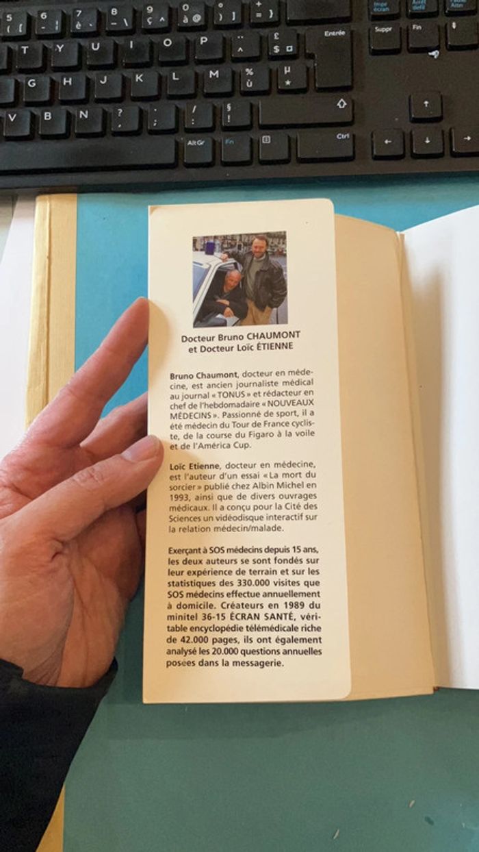 Livre . Le guide des urgences à la Maison. - photo numéro 3