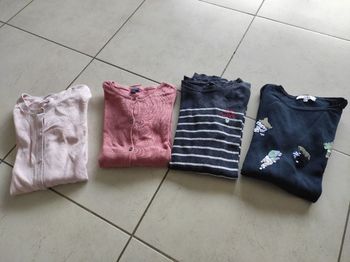 Lot de pulls et gilets 11-13 ans fille