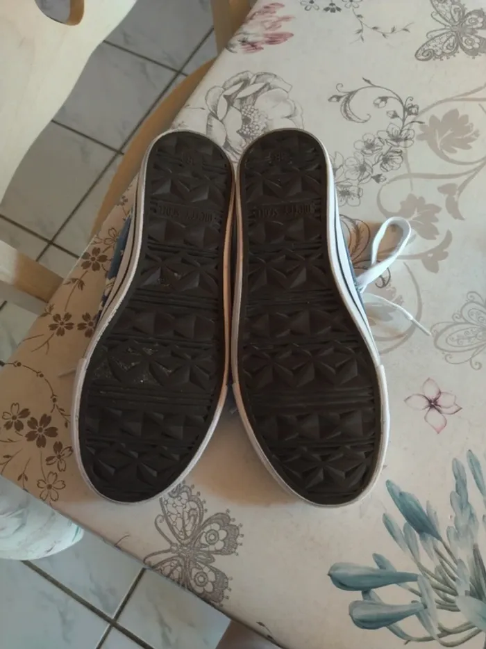 Chaussures basses à lacets - photo numéro 3
