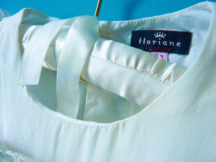 Robe Soie Fille Floriane 6 ans ceremonie occasion speciale TBE blanc - photo numéro 3