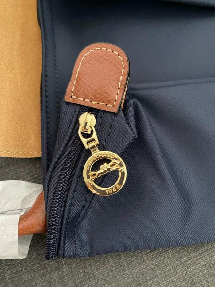 Jolie sac  fourre tout bleu marine - photo numéro 7