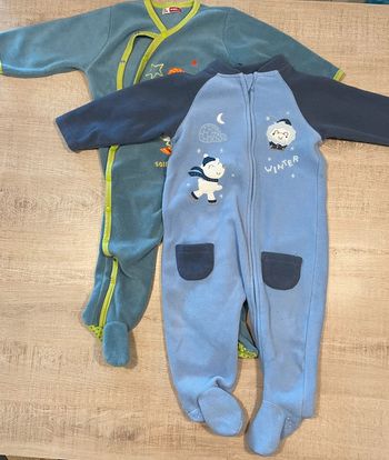 2 pyjamas polaire 18 mois