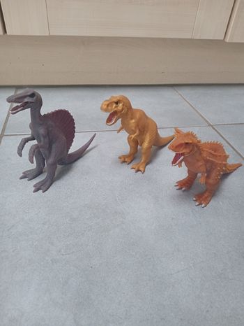 Lot de 3 dinosaures