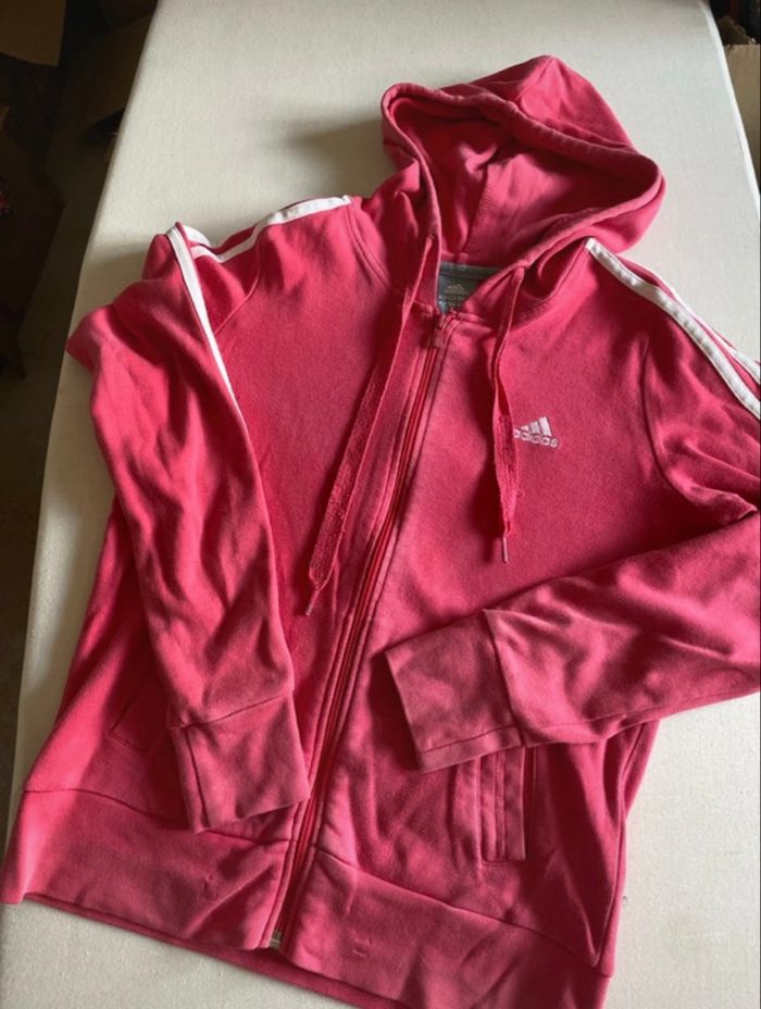 Veste de sport taille 40