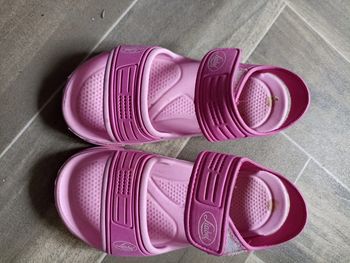 sandales taille 29 30