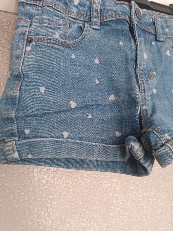 Short en jean coeur blanc 8 ans - photo numéro 2