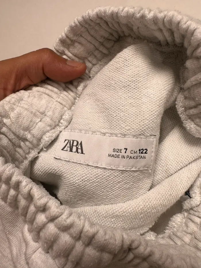 Short gris clair Zara – Taille 7 ans - photo numéro 3