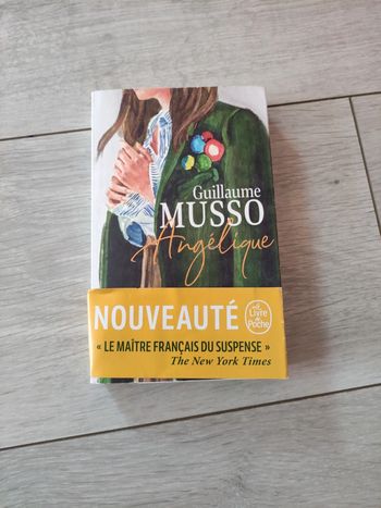 Livre poche Guillaume Musso Angélique