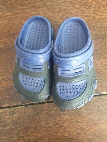 Chaussure plage T30