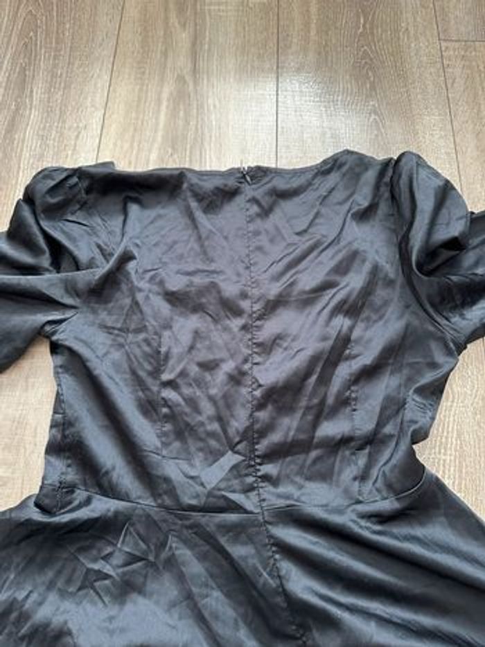 Robe noire manches longues - photo numéro 2
