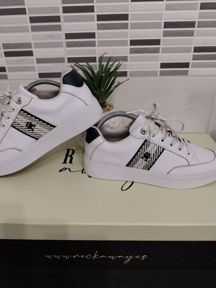 Baskets tommy hilfiger taille 37 - photo numéro 2