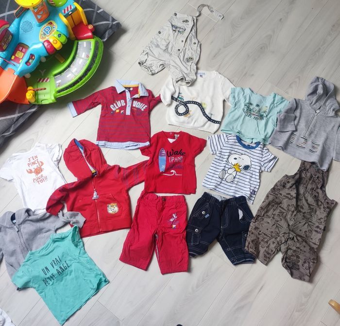 Lot 14 pièces 6 mois