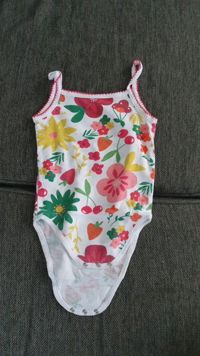 Lot de 2 bodies 18 mois