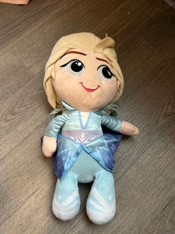 Peluche reine des neiges