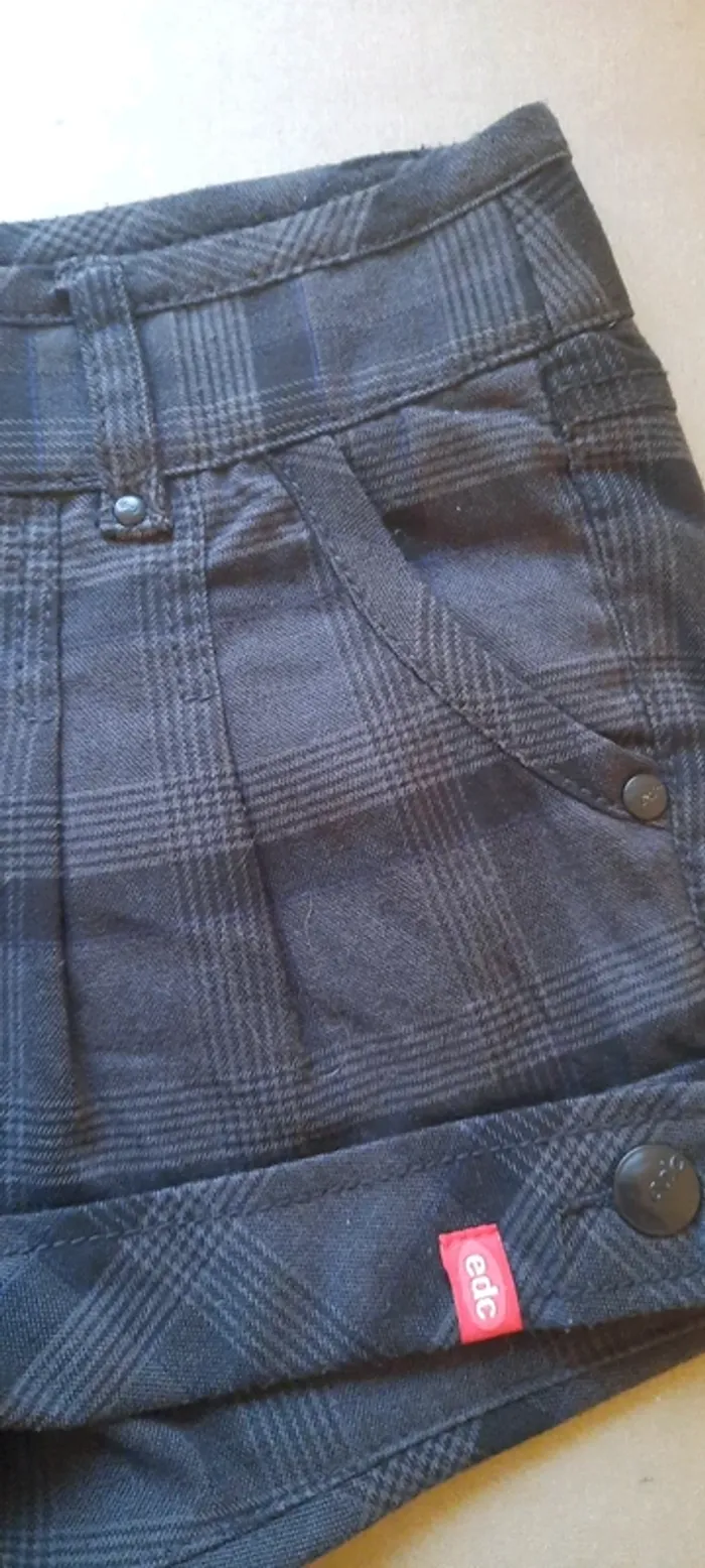 Short - photo numéro 4