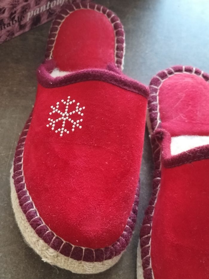 Chaussons 40 neuf besson - photo numéro 2