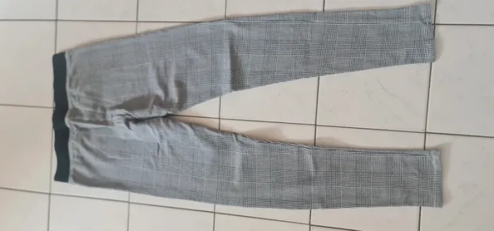 Legging à carreaux 12/13ans - photo numéro 5