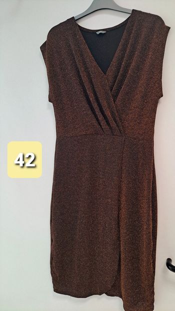 robe de fete soirée cache coeur taille 42 noir et bronze paillettes pailletté réveillon