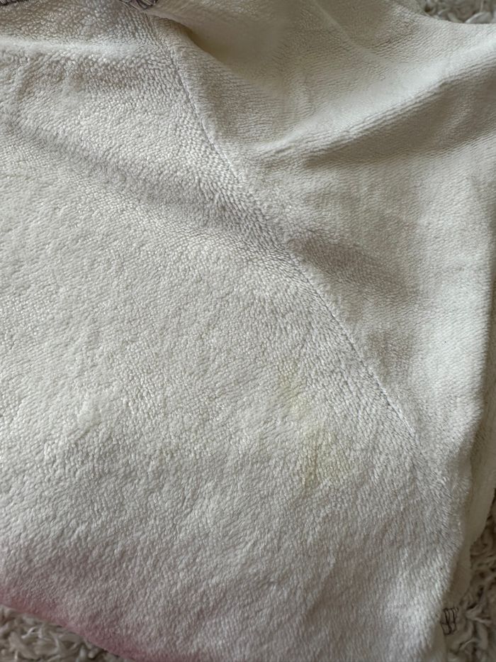 - Pyjama Petit bateau - 18 mois - Bon état, tache - photo numéro 2