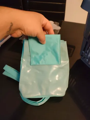Petit sac a dos bleue pour jouet