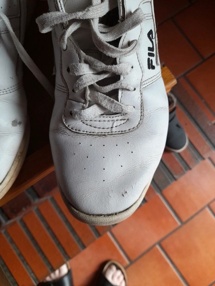 Baskets Fila blanc T39 - photo numéro 3