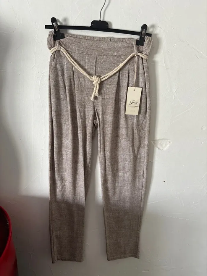 Pantalon habillé, 859