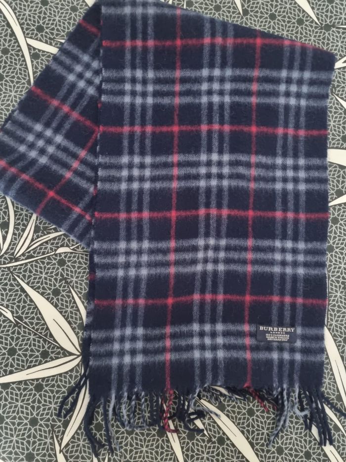 Écharpe Burberry - photo numéro 7
