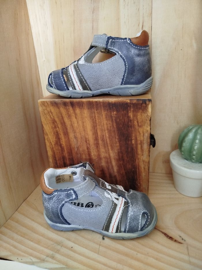 Chaussure - photo numéro 2