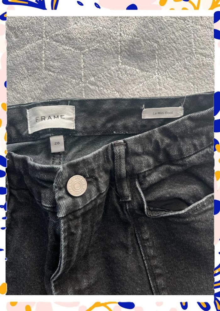 Jean noir effet déchiré – Modèle Le Mini Boot – Frame 🖤 - photo numéro 2